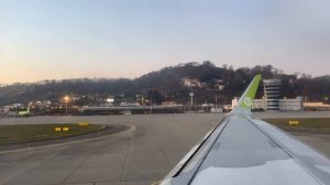 Дамы и господа, мы готовы к взлету. Airbus A321, Сочи, Взлет, 17.01.2023
