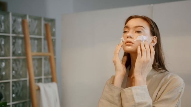 ТАК делают все жены ВРАЧЕЙ! на ночь втираем туда ВАЗЕЛИН, а утром... смотреть онлайн