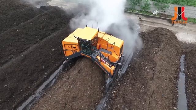 Самоходный ворошитель компоста PRONAR