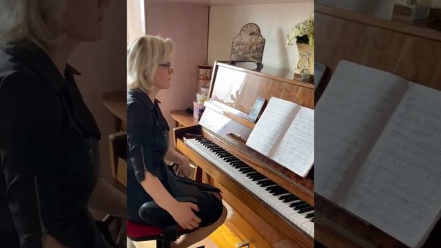 Видеоуроки ЖДШИ №1. Фортепиано. 3 класс. смотреть онлайн