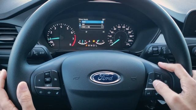 2020 Ford Escape S Walkaround | Learn all about the 2020 Ford Escape S смотреть онлайн