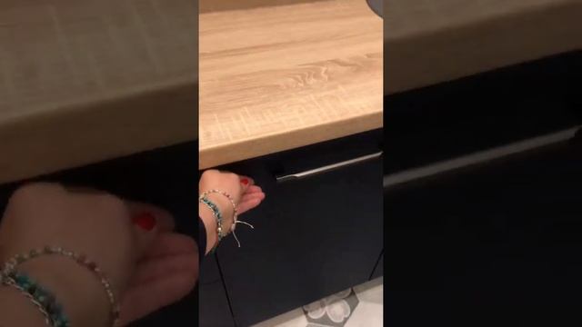 Угловая кухня с пеналом смотреть онлайн