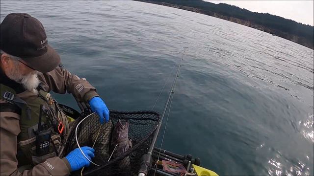 Fishing with Pepper: Simpson Reef..and a visit on the ocean from the Coast Guard? смотреть онлайн