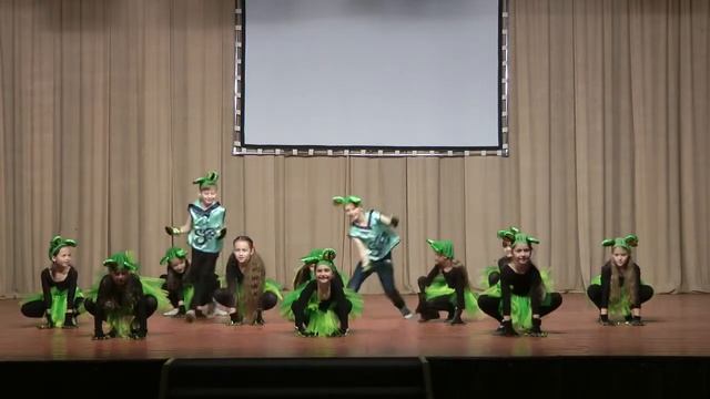 Стронг Крейзи Фрог Отчетный 2016 смотреть онлайн