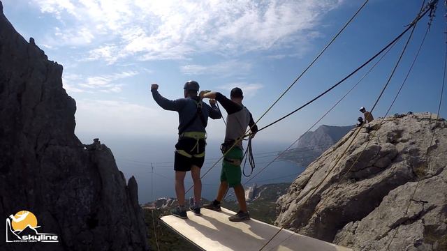 Денис Ilias-kay Rope jumping with Skyline x-team in Crimea смотреть онлайн