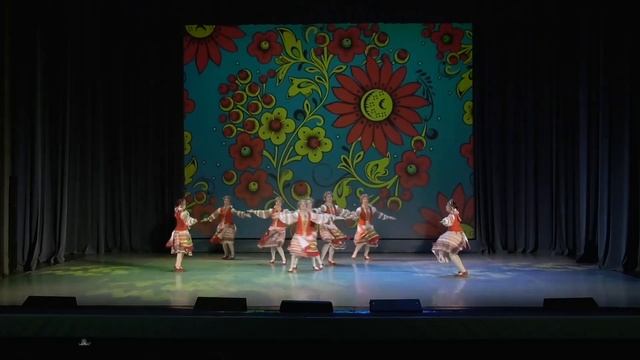 ХС "Россия" МАУК ККДК "Подмосковье" г.о. Красногорск. Белорусский танец "Лявониха" смотреть онлайн
