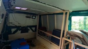 Я НЕ ЗНАЮ КАК СТРОИТЬ МЕБЕЛЬ В АВТОДОМЕ || Начало конца строительства дома на колёсах.