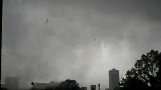 Паника в школе при торнадо смотреть онлайн