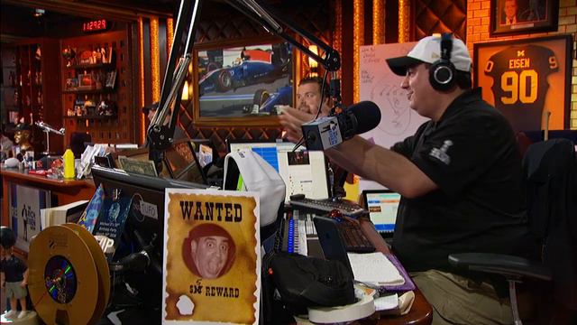 Actor Josh Hopkins of ABC's “Quantico” Joins The RE Show in Studio - 5/4/16 смотреть онлайн