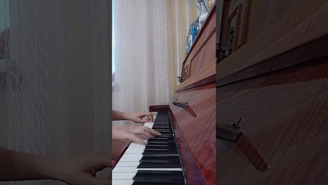 Джизус -ты была самой лучшая девочкой в классе на фортепиано @DZHIZUS смотреть онлайн