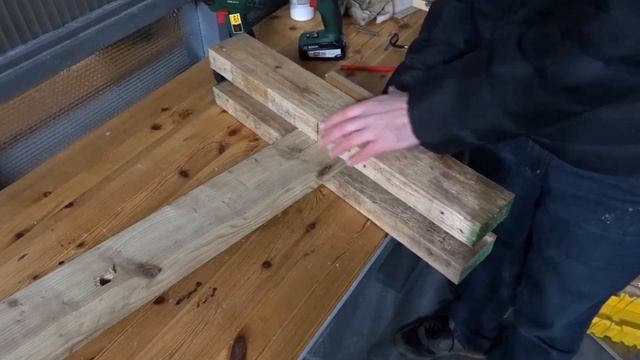 How to Make a Freestanding Bicycle Mountain Bike Repair Stand смотреть онлайн