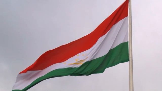 ПАРАФШОН ПАРЧАМИ МО ЗИНДА БОДО!! смотреть онлайн