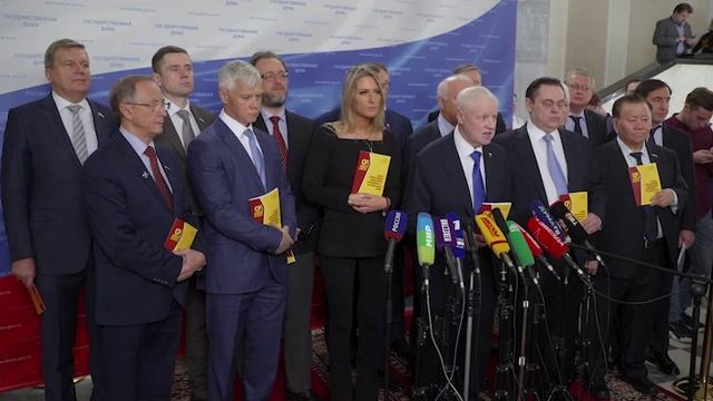 #Смотреть всем! Единственная партия в Госдуме, выступила против правительственного бюджета. смотреть онлайн