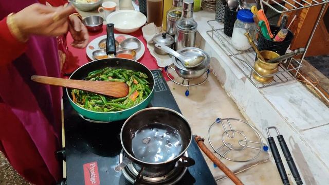 बनाइए घर पर मसालेदार मजेदार वेज मिक्स वेजिटेबल | KAISE BANAYE GHAR ME MIXED VEGETABLE PICKLE(ACHAAR смотреть онлайн