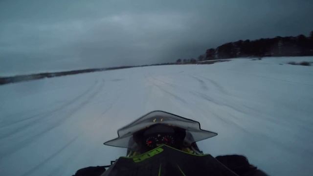 BRP MXZ 800 P-TEK Lesnoe Lake riding смотреть онлайн