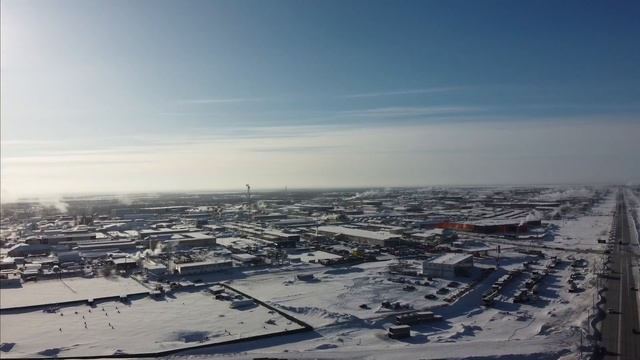 Полет над городом Новый Уренгой / Flight over the city of Novyy Urengoy смотреть онлайн