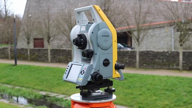 How to set up Trimble C5 (by freestationing / over a known point)? (2 of 2) смотреть онлайн