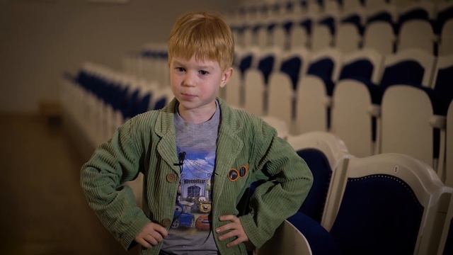 «Любимые стихи-3». Стихотворение «Солнечный зайчик» читает Сергей Токарев смотреть онлайн