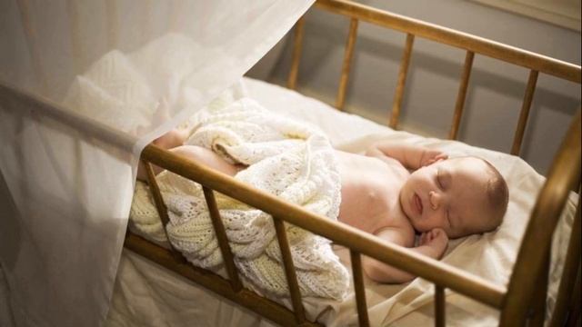 РЕБЕНОК ПРОСЫПАЕТСЯ НОЧЬЮ ЧТО ДЕЛАТЬ | Почему ребенок часто просыпается ночью смотреть онлайн