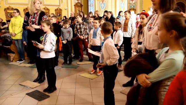 Дитяча Хресна дорога у храмі Царя Христа смотреть онлайн