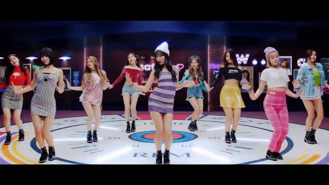 TWICE - WHAT IS LOVE? MV - ALL MOVIE REFERENCES 🎬