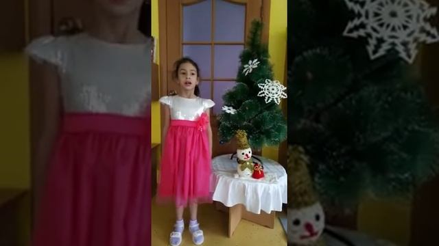 Абдулминова Медина стихотворение «Зимушка Зима» смотреть онлайн