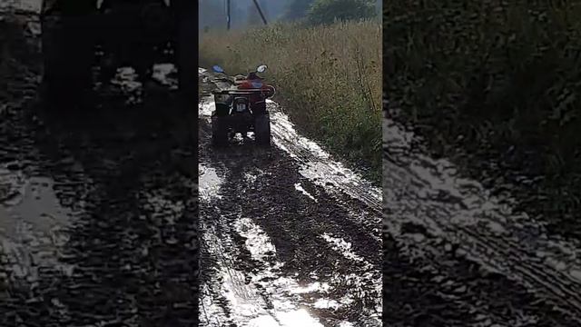 Катаемся на Квадроцикле по Грязи смотреть онлайн