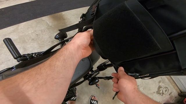 How to install Craftride sissy bar bag on to a Harley Davidson Sportster Iron 883 - Ohio Sissy bar смотреть онлайн