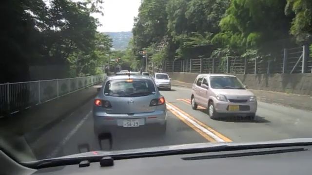 日産セレナS-HYBRIDに乗ってみました。②市街地走行編 смотреть онлайн