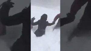 Снег по шею жесть ! Смотреть всем !!! Такого давно не было !