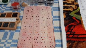 Вышивка бисером по чистой канве.Мой первый большой многоцветный процесс.