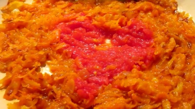 Рыба хек в томате с луком и морковью рецепт. Хек в томатном соусе быстро и вкусно. Хек под маринадо смотреть онлайн