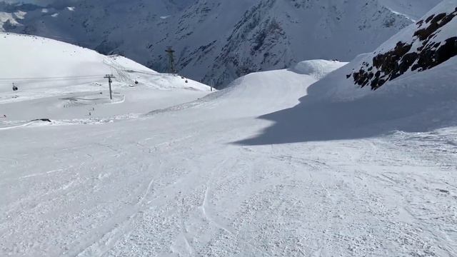 Эльбрус Поляна Азау Полный спуск с вершины 3800 без остановки. смотреть онлайн