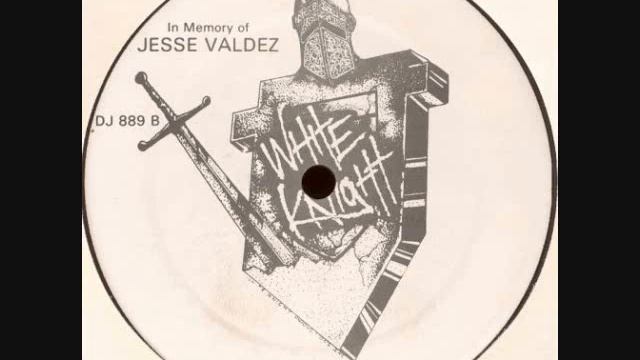 White Knight - Toss it Up (Kevin Halsteads Hard Mutha Vocal) смотреть онлайн