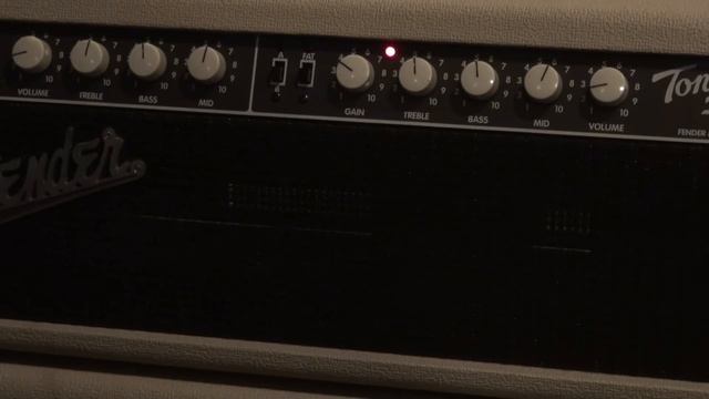 Fender USA Custom Shop ToneMaster/CSR3 смотреть онлайн