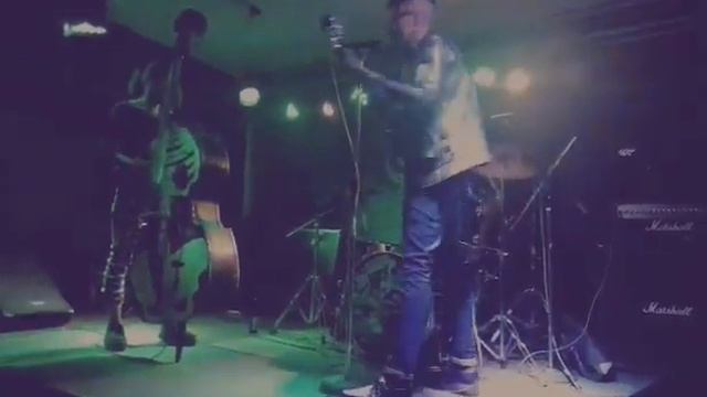 Strangers Live at Scape from HELL vol 1 смотреть онлайн