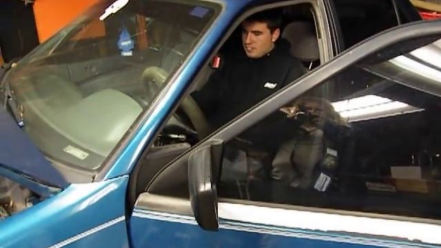 94 Escort 1.9L 5-speed смотреть онлайн
