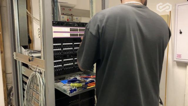 New Building Network Setup from Start to Finish | 48port Patch Panel Wiring | EP13 смотреть онлайн