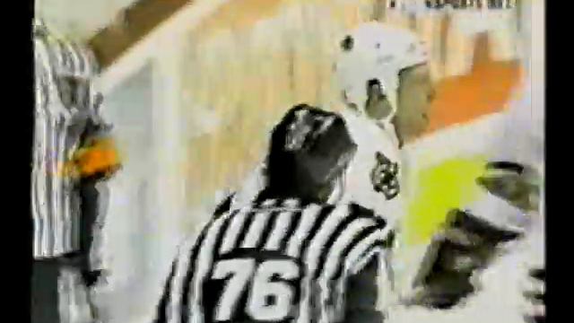 Travis Moen vs Rick Berry (Round 1) - Mar 12, 2004 смотреть онлайн