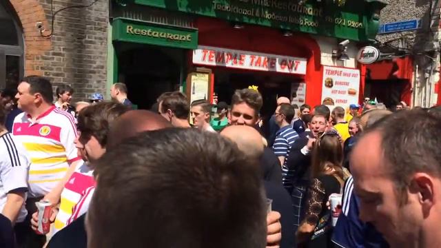 Tartan army temple bar, 13/06/15 смотреть онлайн