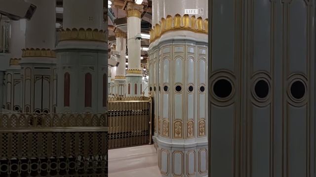 Минбар и могила Пророка Мухаммада ﷺ #shorts #aliflife #подпишись #пророкмухаммадﷺ смотреть онлайн
