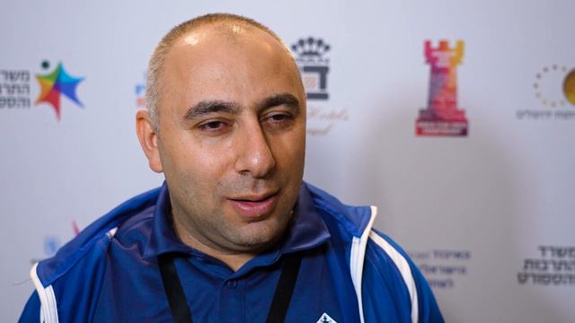 Interview with GM Varuzhan Akobian, USA | World Team Ch - Day 1 | смотреть онлайн