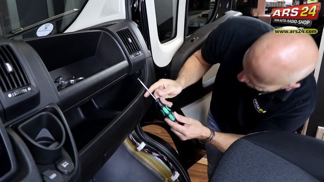 Rückfahrkamera Im Fiat Ducato Nachrüsten | ARS24