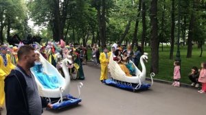 Парад мультяшных героев
