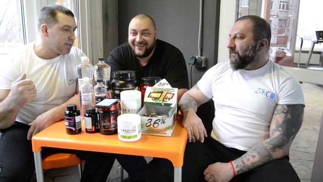 Набирай живую массу в спорт клубе КОМОН смотреть онлайн