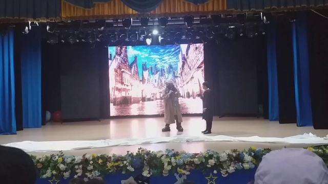 Гарри Поттер (1 часть) смотреть онлайн