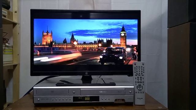 TOSHIBA SD-35VF video VHS player-recorder & DVD player - playing DVD смотреть онлайн