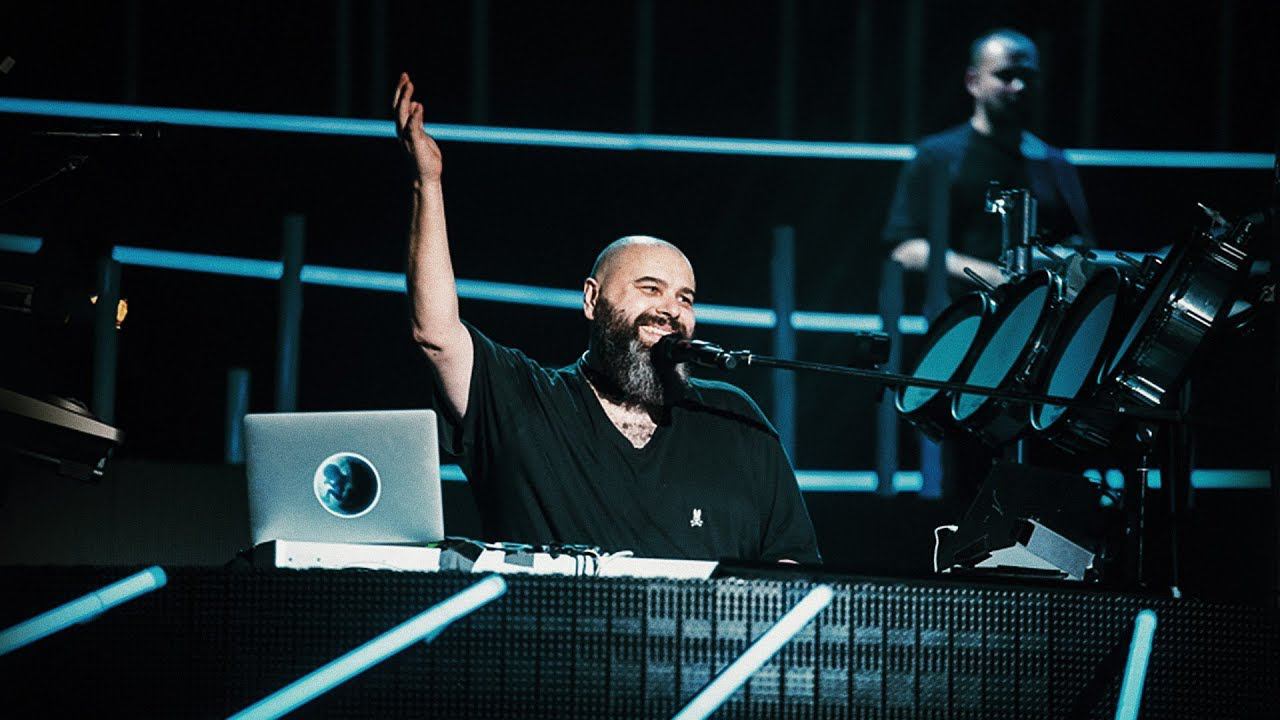 Максим Фадеев - Большой сольный концерт впервые за 25 лет смотреть онлайн