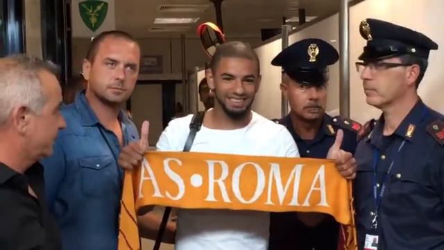 L'arrivo di Bruno Peres a Fiumicino смотреть онлайн