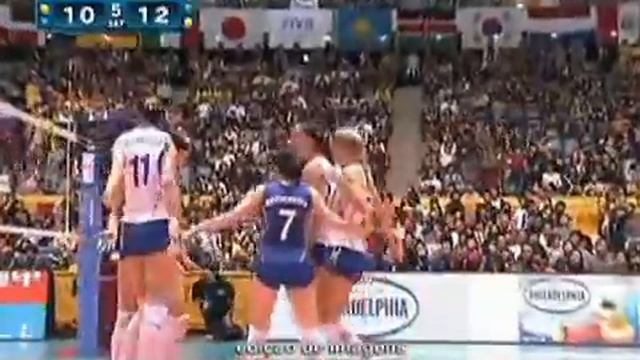 Café com Esporte: Paula Pequeno, ponteira do Vôlei Futuro e da seleção brasileira feminina смотреть онлайн